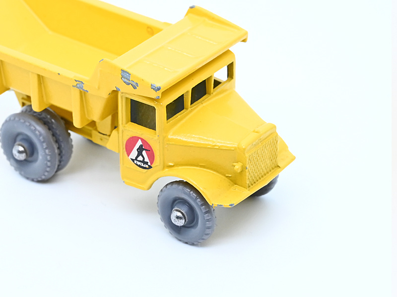 EUCLID QUARRY TRUCK No. 6B4