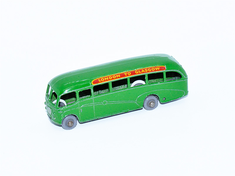 BEDFORD DUPLE LUXORY COACH No. 21B5