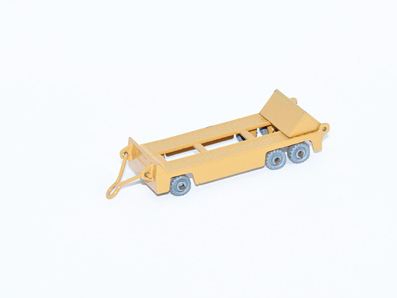 TRANSPORTER TRAILER No. 16A2