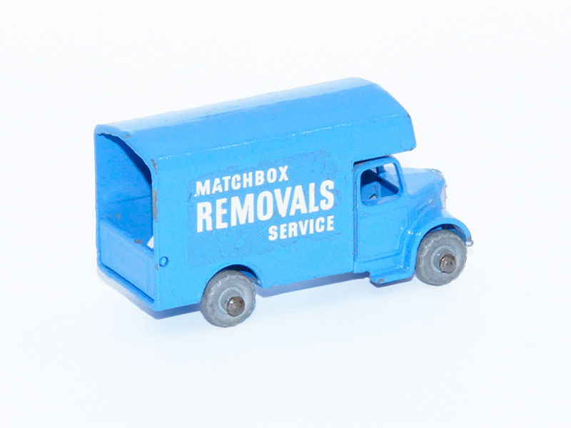 BEDFORD REMOVALS VAN No. 17A1