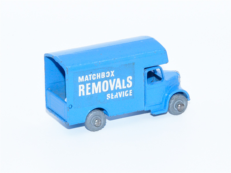 BEDFORD REMOVALS VAN No. 17A1