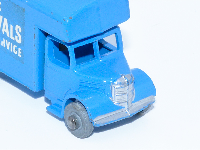 BEDFORD REMOVALS VAN No. 17A1