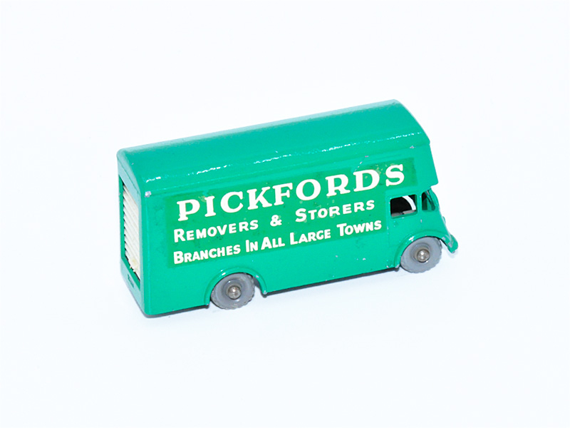 GUY "PICKFORDS" REMOVAL VAN No. 46B10