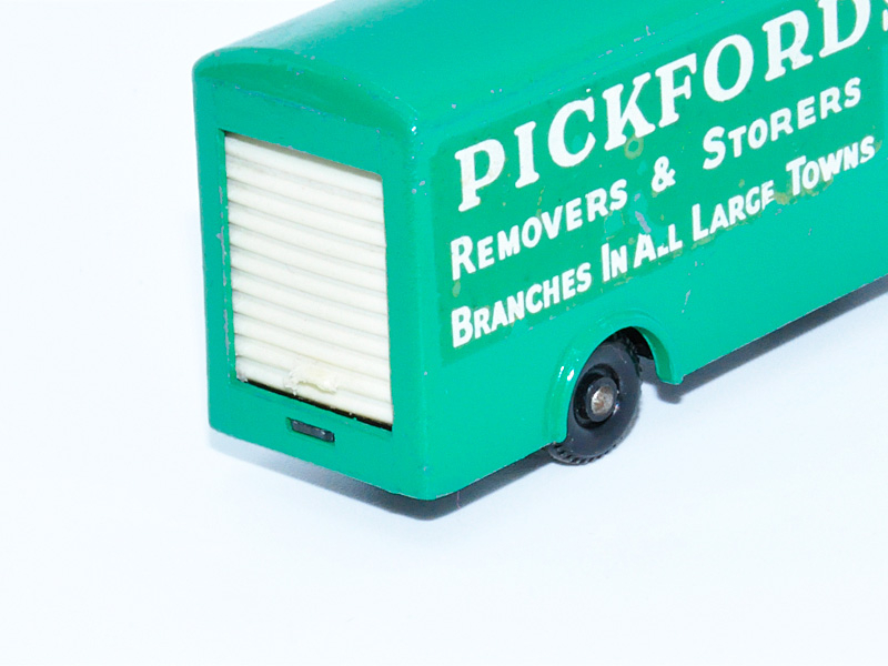 GUY "PICKFORDS" REMOVAL VAN No. 46B19