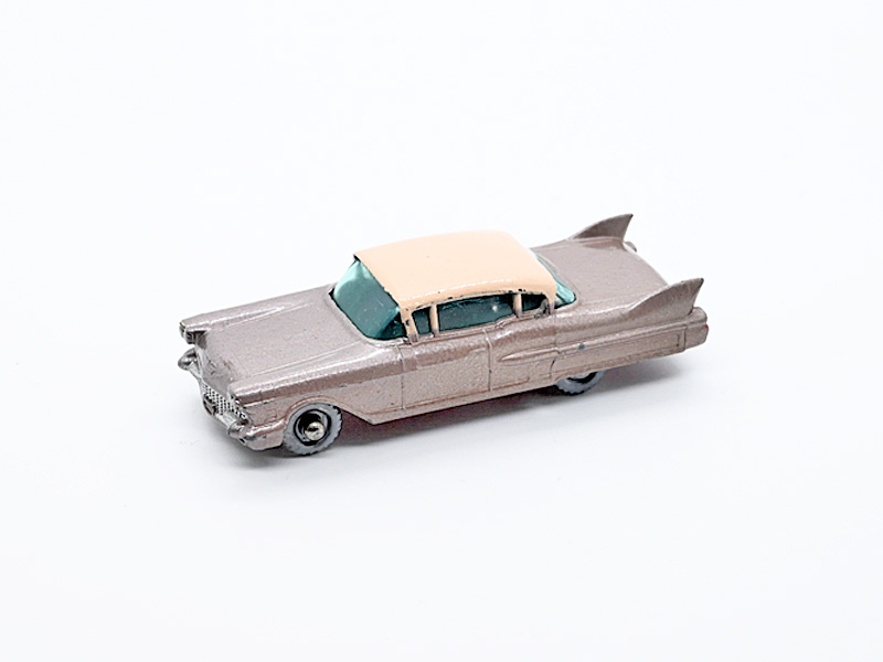 CADILLAC SIXTY SPECIAL No. 27CX / RARE BROWN ISSUE