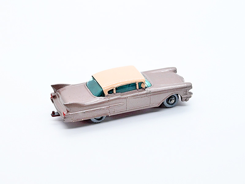 CADILLAC SIXTY SPECIAL No. 27CX / RARE BROWN ISSUE