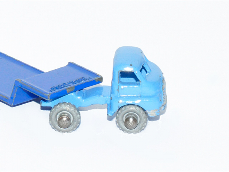 BEDFORD LOW LOADER No. 27A1