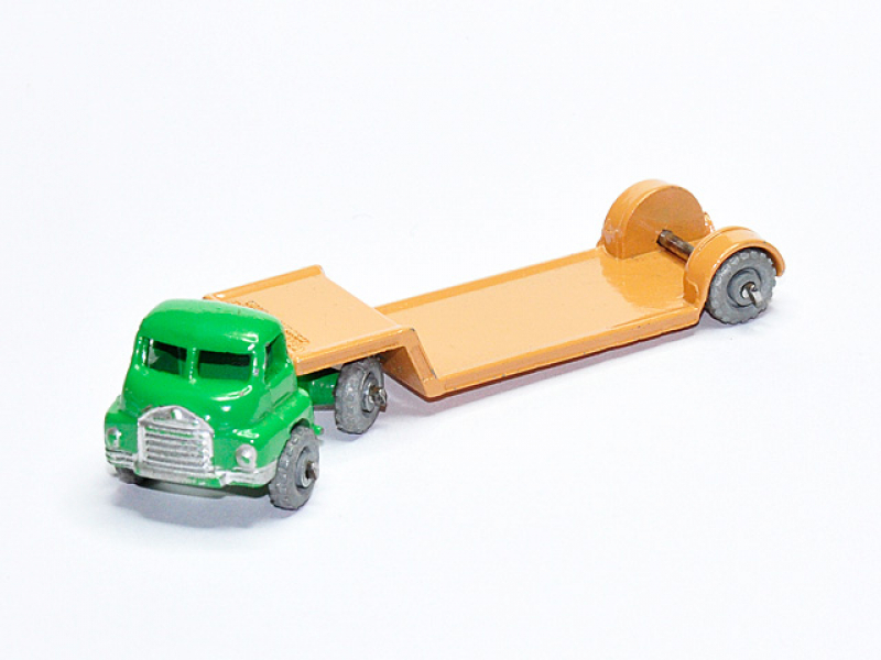 BEDFORD LOW LOADER No. 27A3