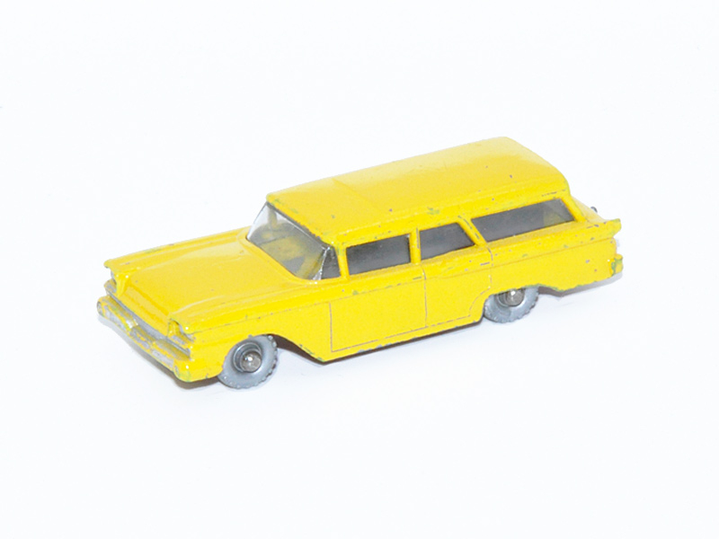 AMERICAN FORD (FAIRLANE) STATION WAGON No. 31B5