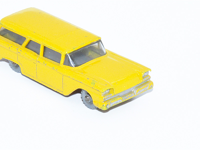 AMERICAN FORD (FAIRLANE) STATION WAGON No. 31B5