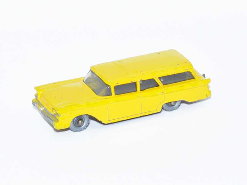 AMERICAN FORD (FAIRLANE) STATION WAGON No. 31B5