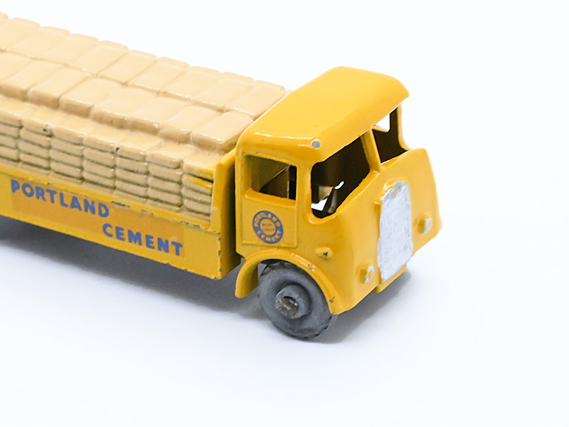 ALBION CHIEFTAIN "PORTLAND CEMENT" No. 51A1