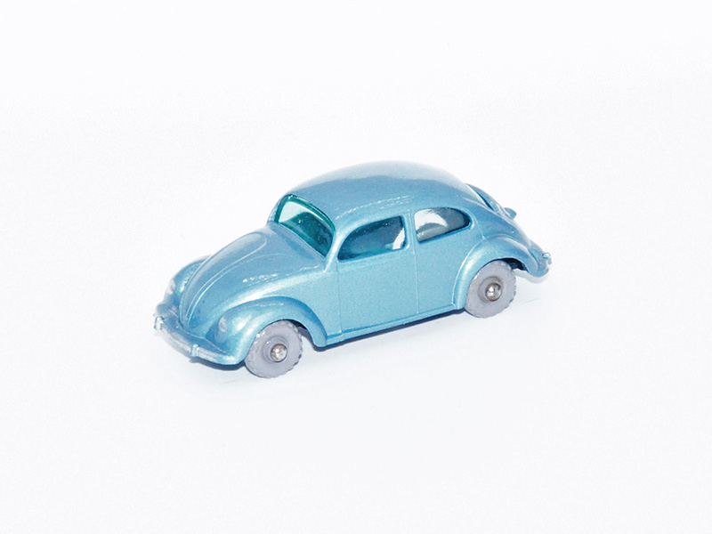 VOLKSWAGEN 1200 SEDAN No. 25B6