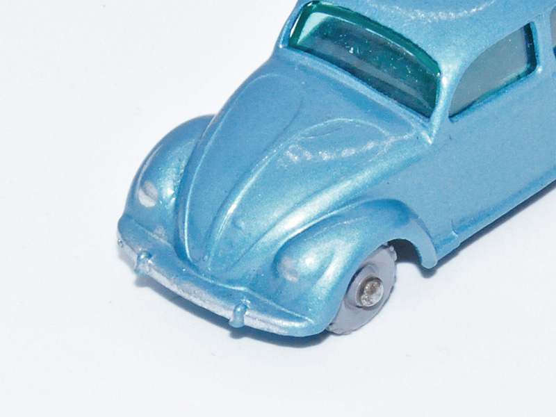 VOLKSWAGEN 1200 SEDAN No. 25B6