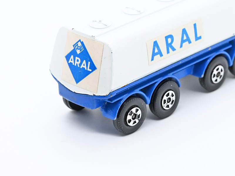 LEYLAND PETROL "ARAL" TANKER No. 32A1