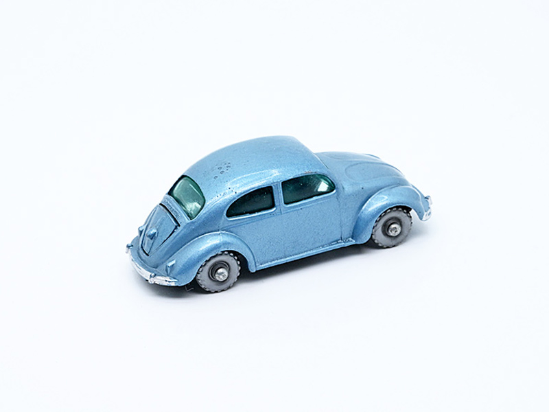 VOLKSWAGEN 1200 SEDAN No. 25B8
