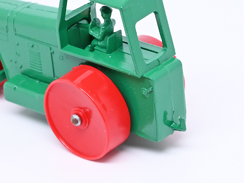AVELING BARFORD ROAD ROLLER No. 1C2